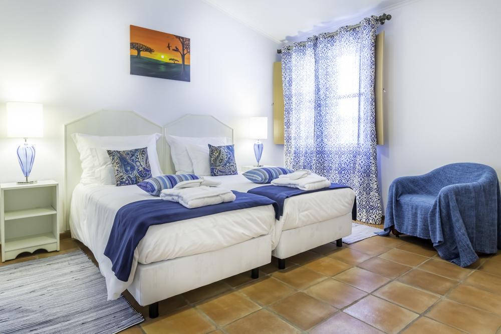 HOTEL HERDADE DE ALAGÃES MÉRTOLA (Portugal) - de € 90